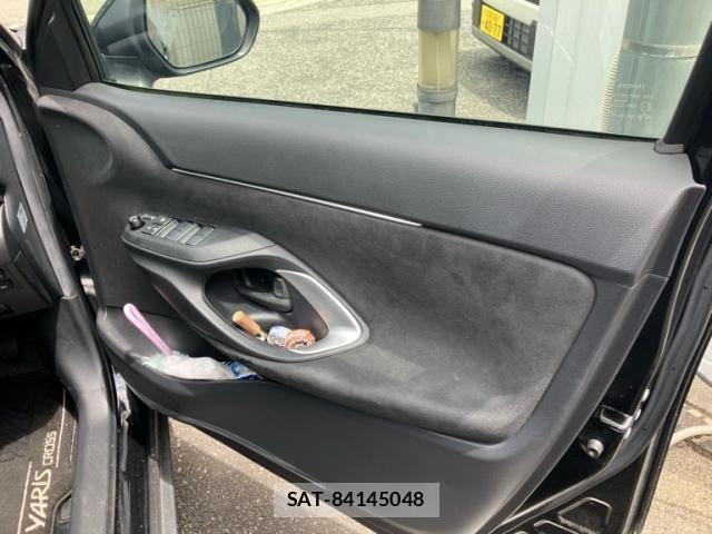 Toyota YARIS CROSS 2023-09 8039442-15