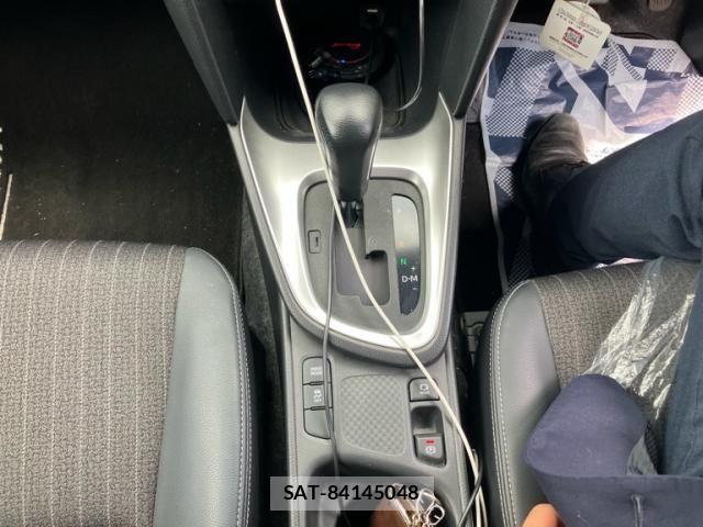 Toyota YARIS CROSS 2023-09 8039442-17