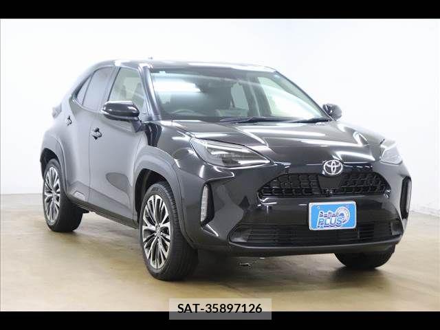 Toyota YARIS CROSS 2022-02 8076278-17