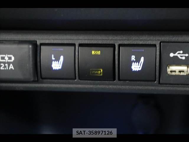 Toyota YARIS CROSS 2022-02 8076278-3