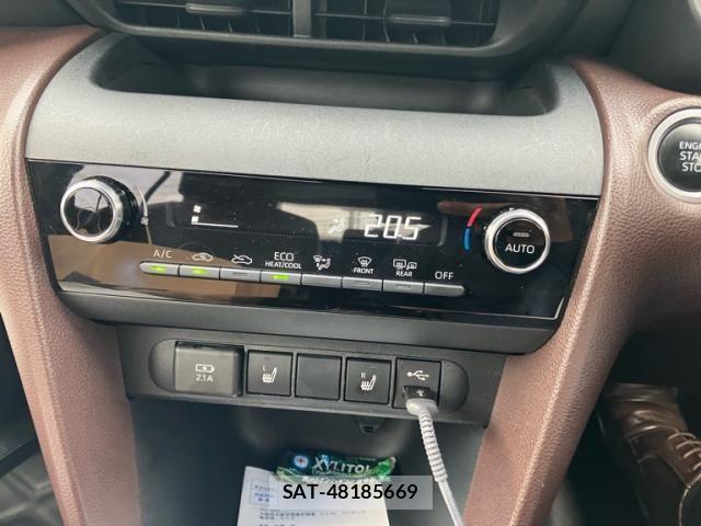 Toyota YARIS CROSS 2020-09 8076281-11