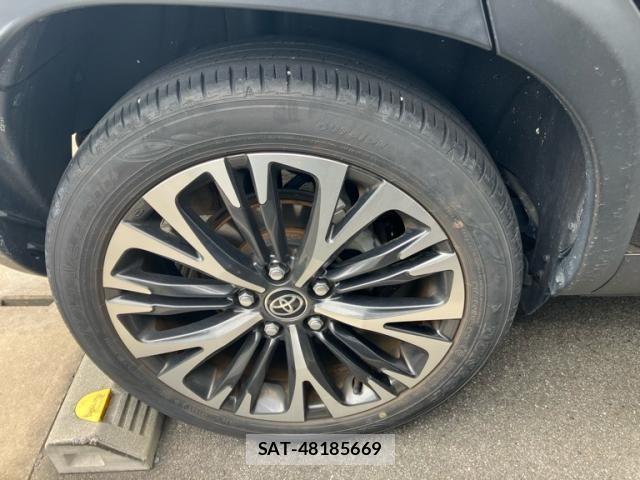 Toyota YARIS CROSS 2020-09 8076281-3