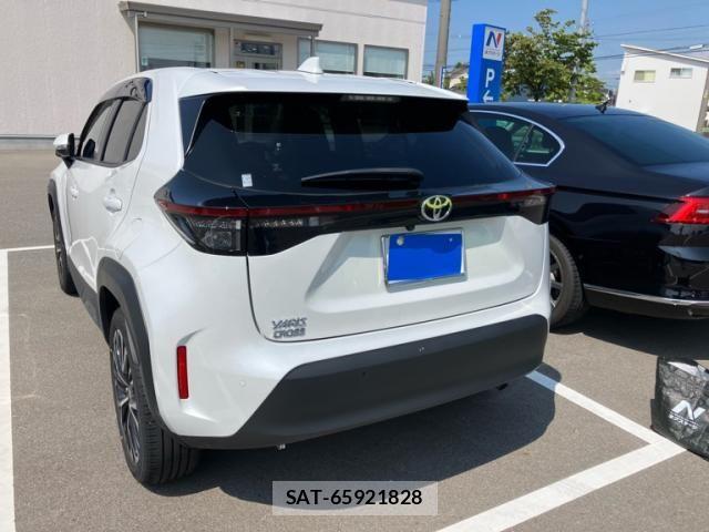 Toyota YARIS CROSS 2025-02 8102964-1