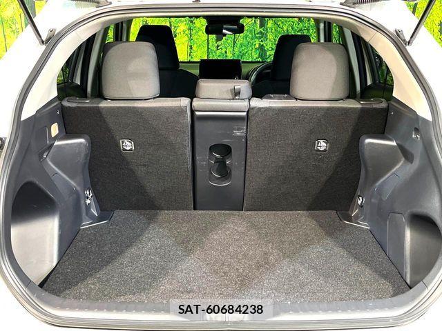 Toyota YARIS CROSS 2025-03 8102968-9