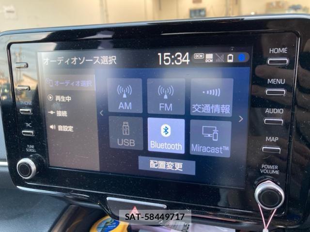 Toyota YARIS CROSS 2023-04 8102963-12