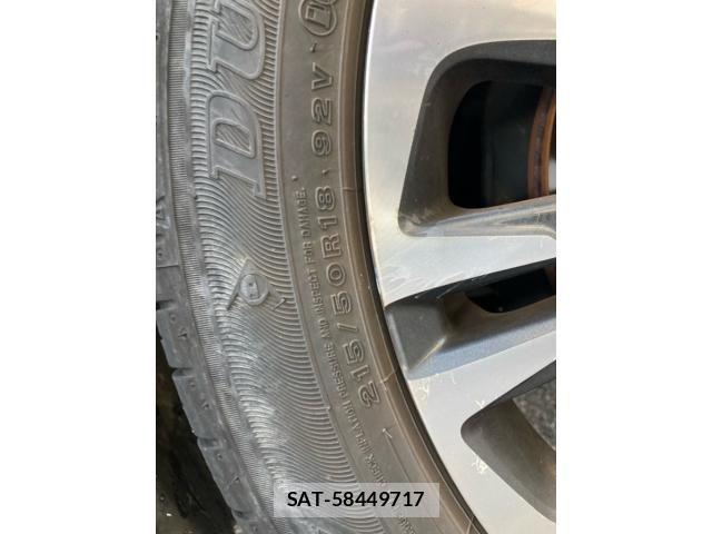 Toyota YARIS CROSS 2023-04 8102963-17