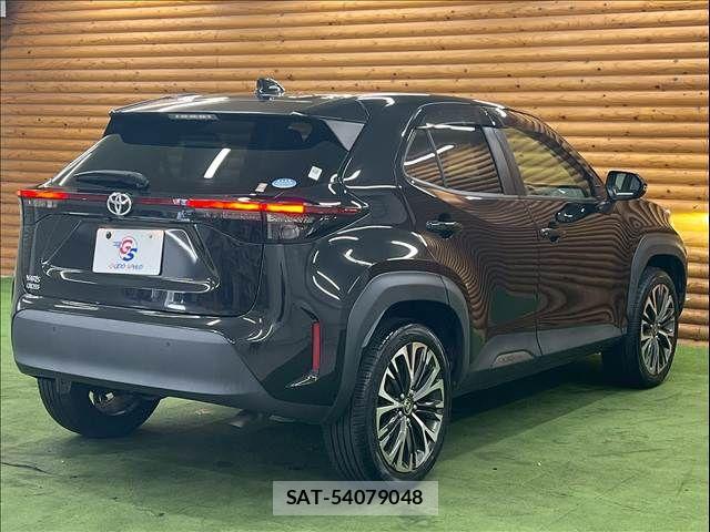 Toyota YARIS CROSS 2021-05 8147091-16