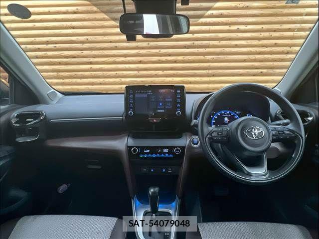 Toyota YARIS CROSS 2021-05 8147091-2