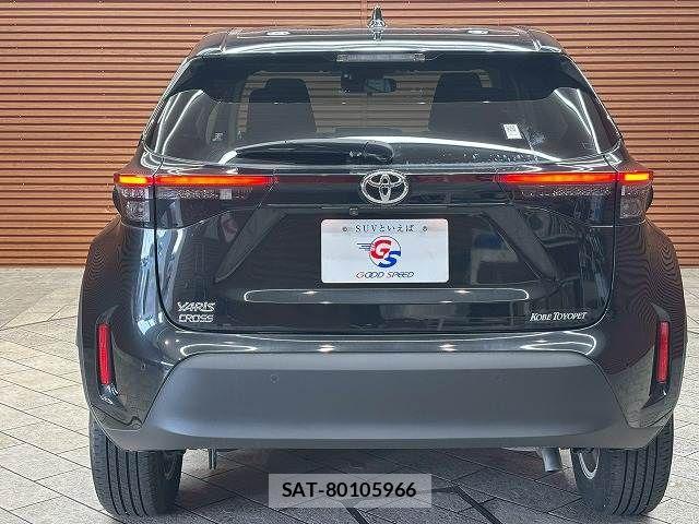 Toyota YARIS CROSS 2023-05 8147090-18