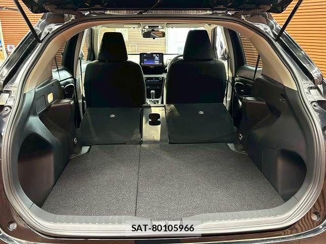 Toyota YARIS CROSS 2023-05 8147090-19