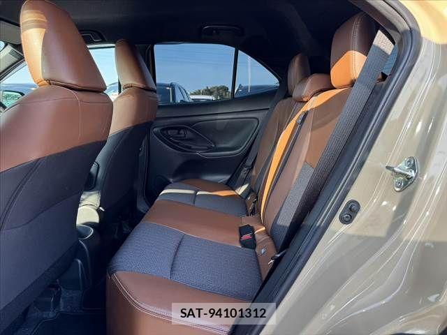 Toyota YARIS CROSS 2023-06 8147089-17