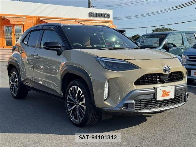 Toyota YARIS CROSS 2023-06 8147089-7