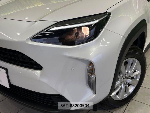 Toyota YARIS CROSS 2025-03 8211185-11