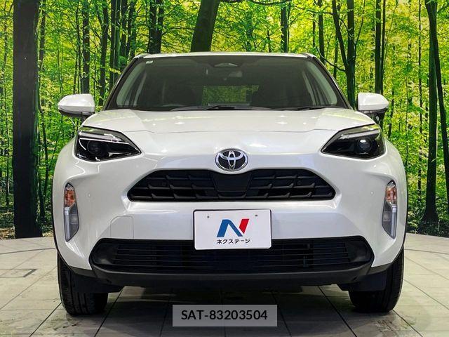 Toyota YARIS CROSS 2025-03 8211185-13