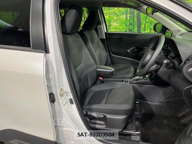 Toyota YARIS CROSS 2025-03 8211185-7