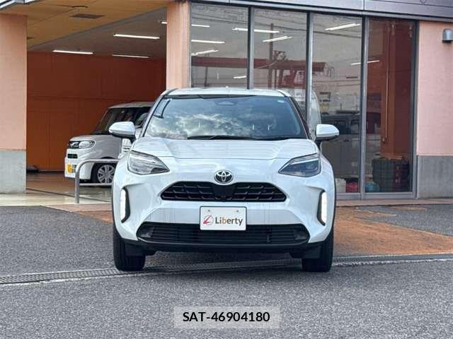 Toyota YARIS CROSS 2024-09 8211182-11