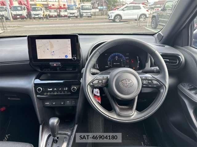 Toyota YARIS CROSS 2024-09 8211182-1
