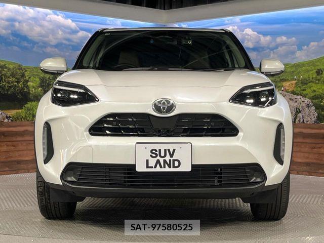Toyota YARIS CROSS 2025-08 8211179-13