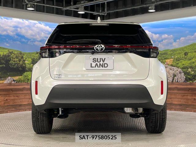 Toyota YARIS CROSS 2025-08 8211179-14