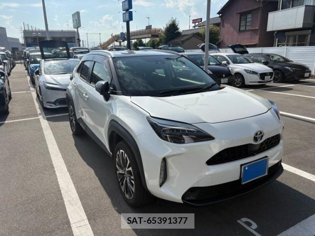 Toyota YARIS CROSS 2022-07 8232554-1