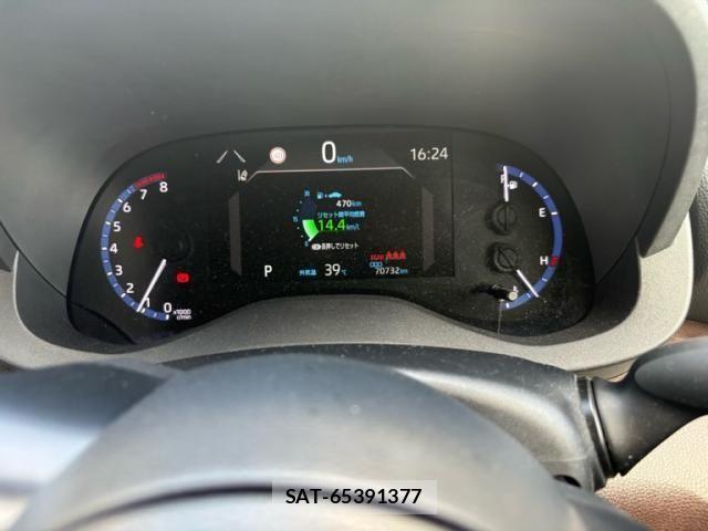 Toyota YARIS CROSS 2022-07 8232554-21