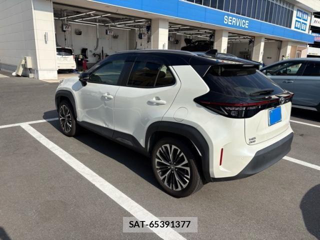 Toyota YARIS CROSS 2022-07 8232554-3