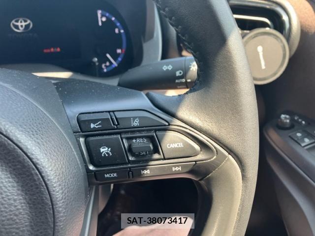 Toyota YARIS CROSS 2021-08 8232555-17
