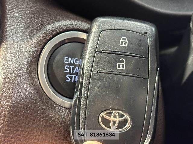 Toyota YARIS CROSS 2021-07 8247278-9