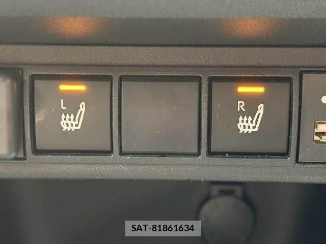 Toyota YARIS CROSS 2021-07 8247278-6