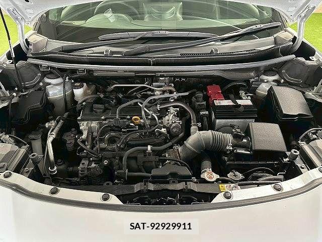Toyota YARIS CROSS 2023-09 8338662-13