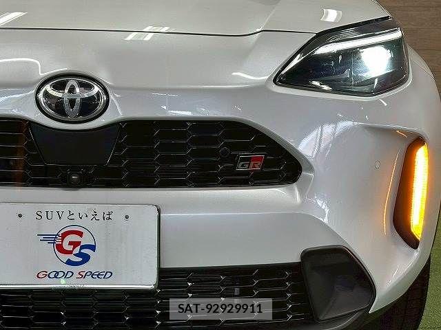 Toyota YARIS CROSS 2023-09 8338662-19