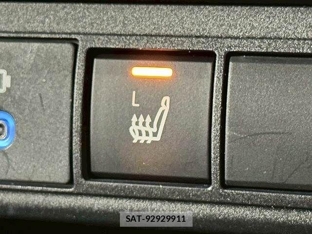 Toyota YARIS CROSS 2023-09 8338662-8