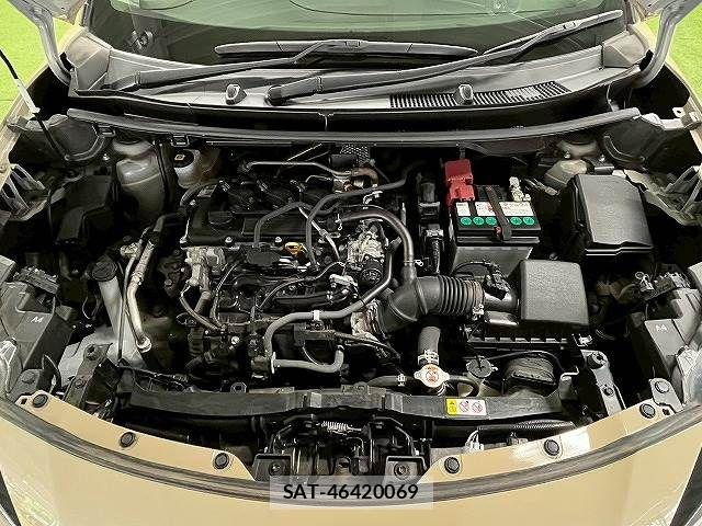 Toyota YARIS CROSS 2021-01 8338663-13