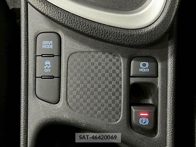 Toyota YARIS CROSS 2021-01 8338663-8