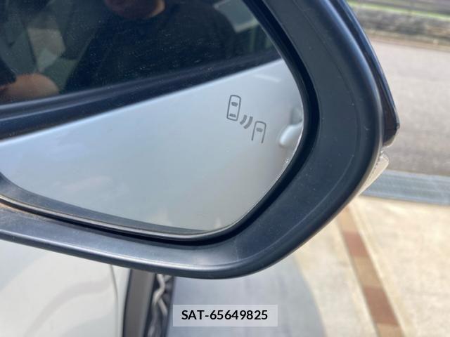 Toyota YARIS CROSS 2022-05 8334910-11