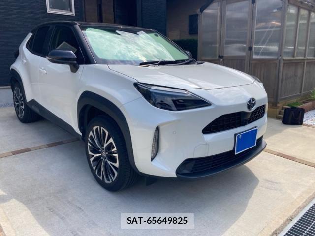 Toyota YARIS CROSS 2022-05 8334910-1