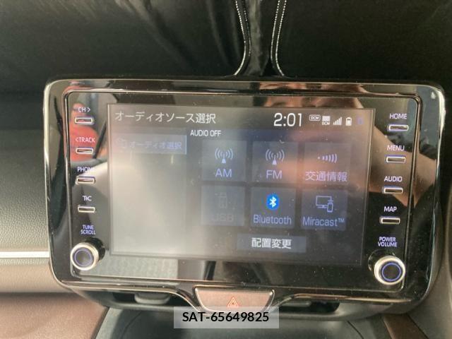 Toyota YARIS CROSS 2022-05 8334910-19