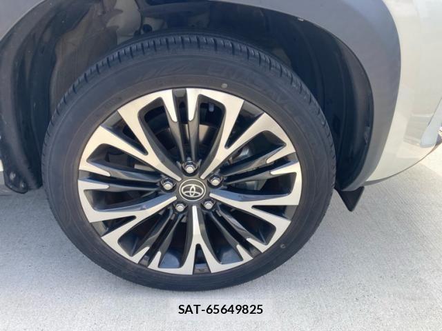 Toyota YARIS CROSS 2022-05 8334910-7