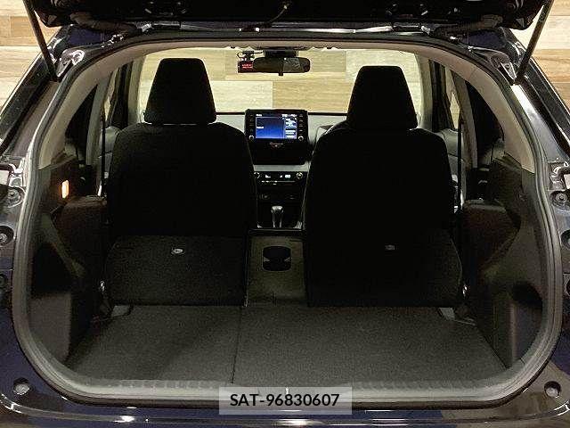 Toyota YARIS CROSS 2021-05 8338665-12