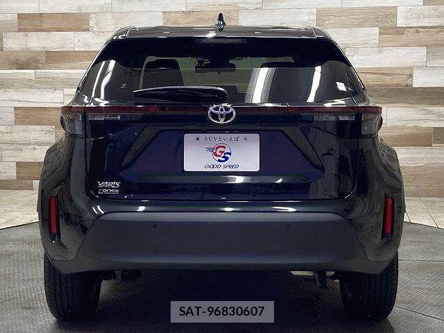 Toyota YARIS CROSS 2021-05 8338665-15