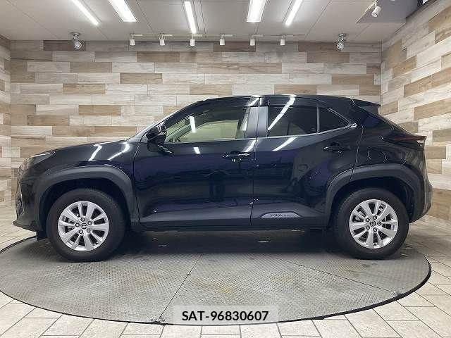 Toyota YARIS CROSS 2021-05 8338665-16