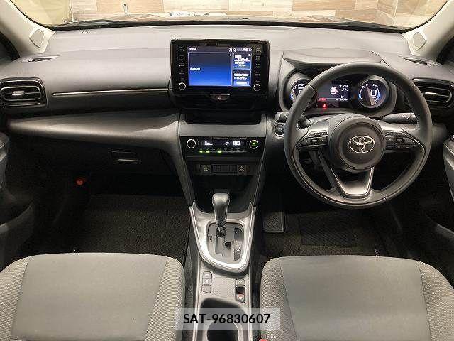 Toyota YARIS CROSS 2021-05 8338665-1