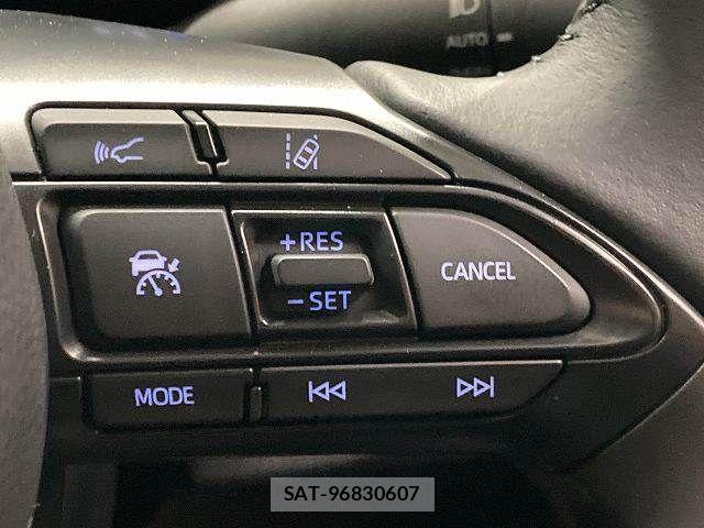 Toyota YARIS CROSS 2021-05 8338665-5