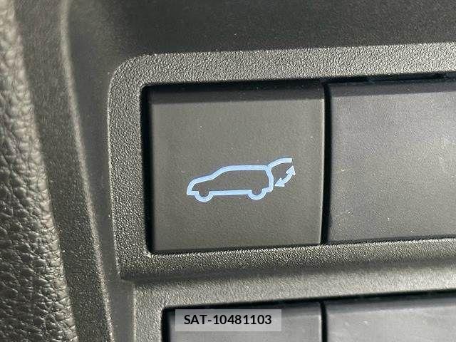 Toyota YARIS CROSS 2020-09 8338661-10