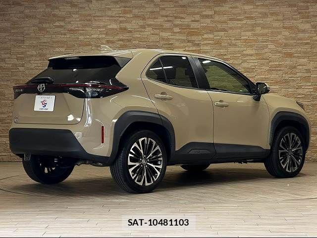 Toyota YARIS CROSS 2020-09 8338661-16