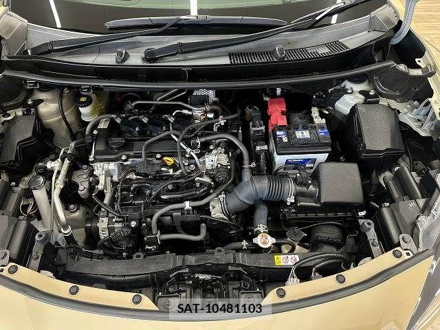 Toyota YARIS CROSS 2020-09 8338661-17