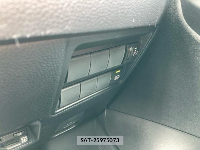 Toyota YARIS CROSS 2022-11 8355955-19