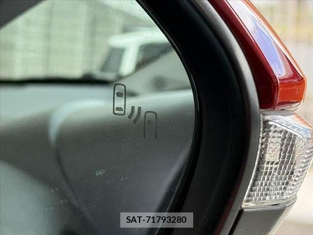 Toyota YARIS CROSS 2021-10 8355956-5