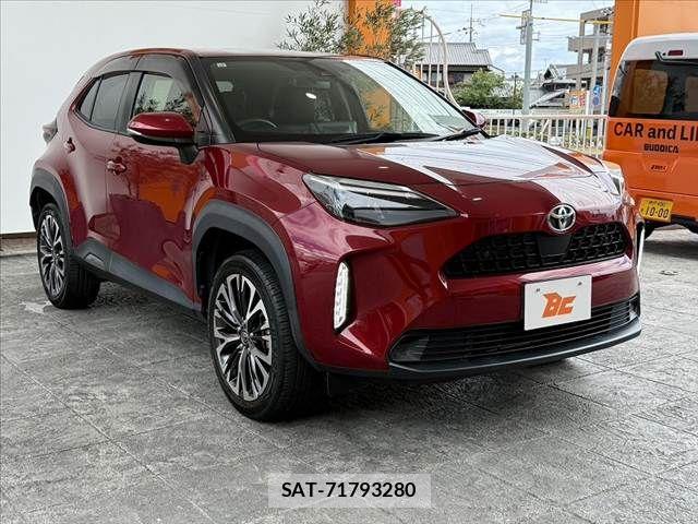 Toyota YARIS CROSS 2021-10 8355956-7