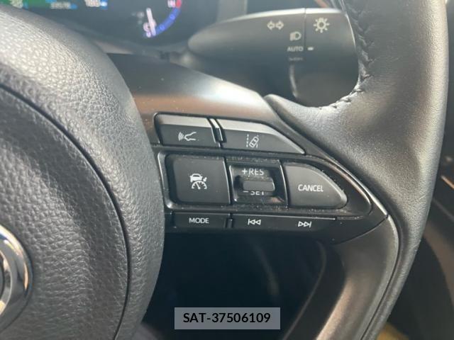 Toyota YARIS CROSS 2023-01 8355954-16